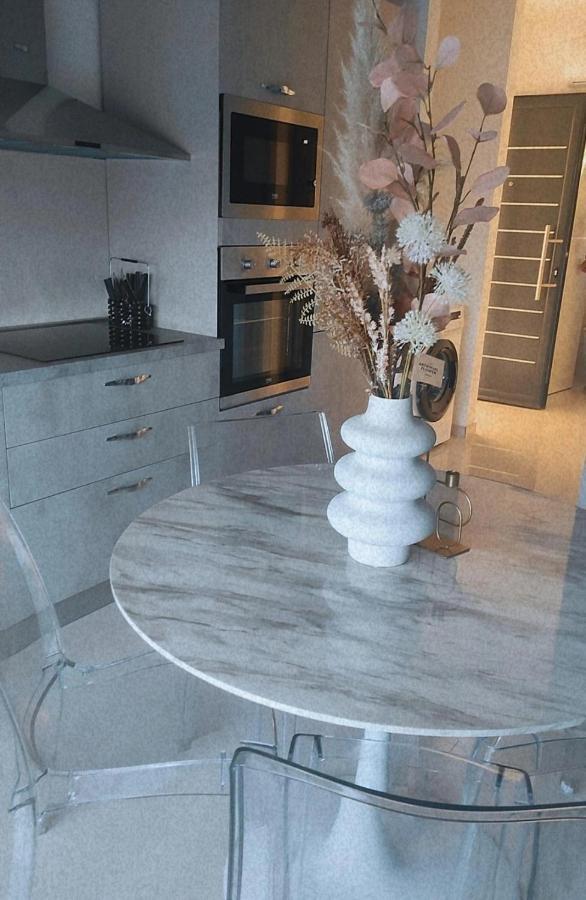 דירות טרוגיר New Apartman P & B מראה חיצוני תמונה